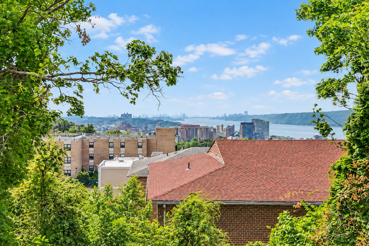 The Hudson River toward the George Washington Bridge and the Manhattan skyline